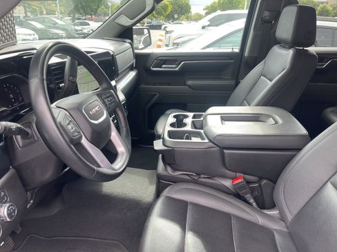 Used 2025 GMC Sierra 1500 SLT RWD image 5