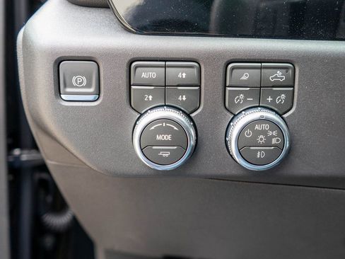 New 2026 GMC Sierra 1500 SLT w/ SLT Premium Plus Package AWD/4WD image 20