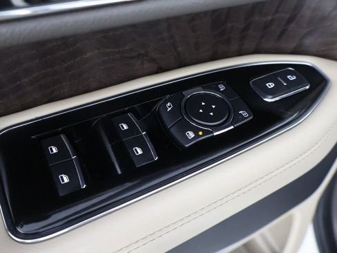 Used 2022 Lincoln Navigator Reserve AWD/4WD image 44