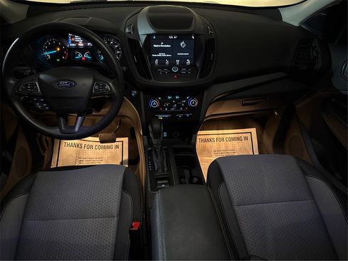 Used 2019 Ford Escape SE image 17