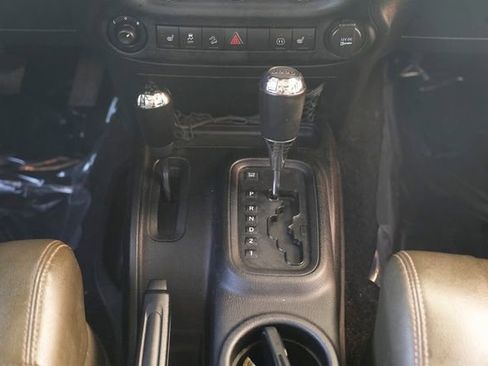 Used 2011 Jeep Wrangler Unlimited 70th Anniversary w/ Dual Top Group image 38