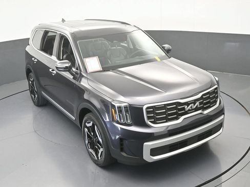 Used 2025 Kia Telluride S FWD image 65