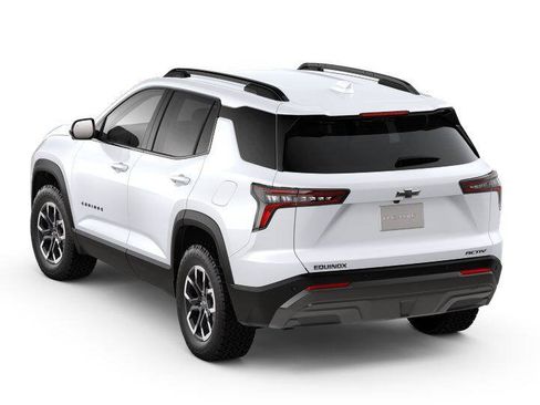 New 2026 Chevrolet Equinox ACTIV w/ Convenience Package III FWD image 4