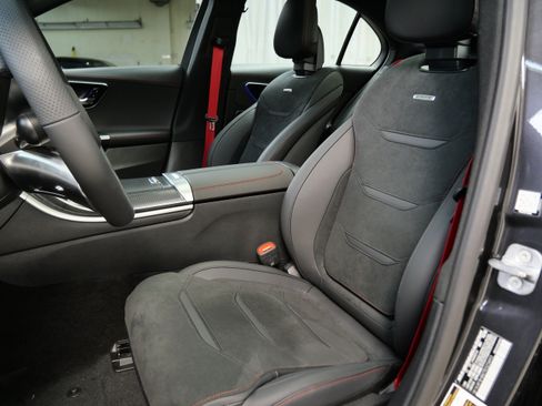 New 2026 Mercedes-Benz C 43 AMG 4MATIC Sedan image 3