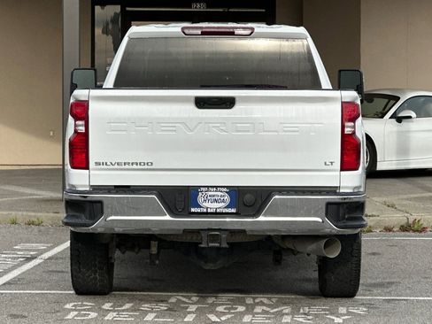 Used 2024 Chevrolet Silverado 2500 LT image 5