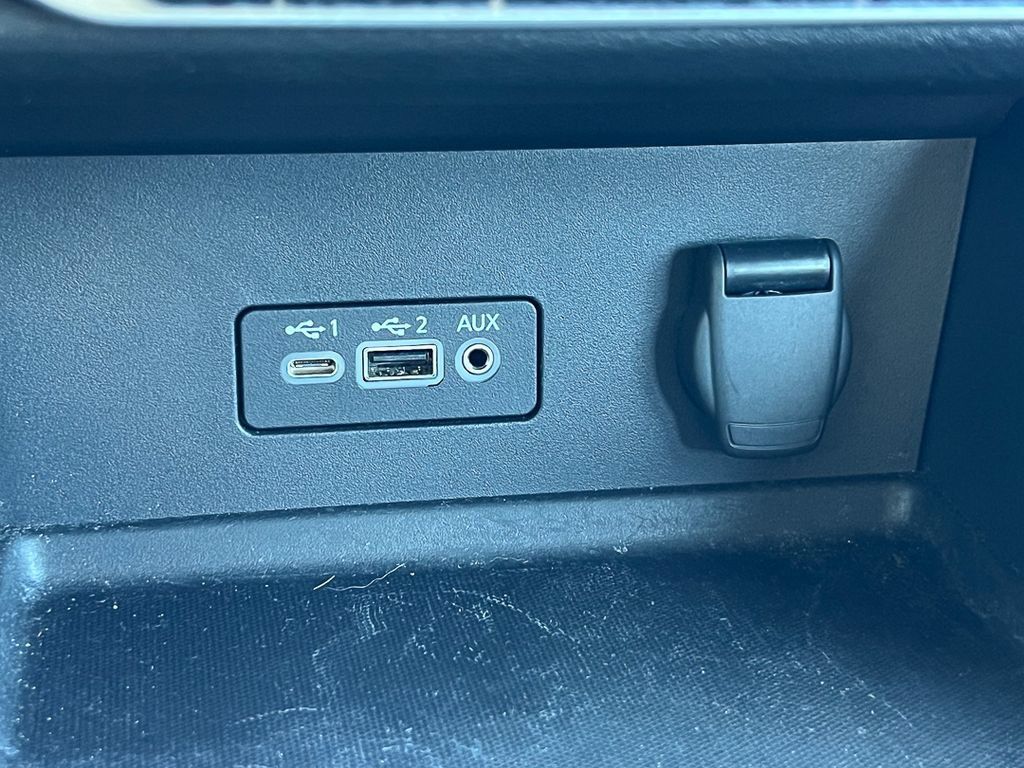 Used 2023 Nissan Sentra SV w/ All-Weather Package FWD image 18