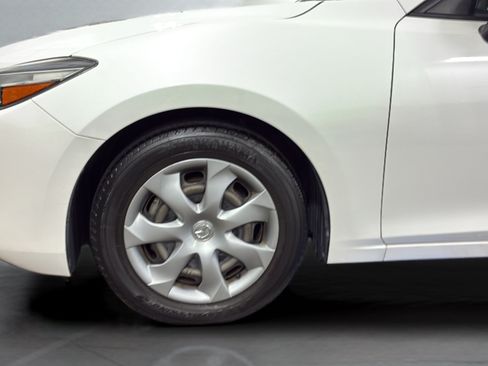 Used 2017 MAZDA MAZDA3 Sport FWD image 25
