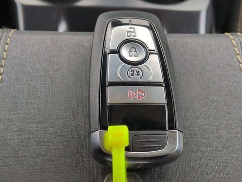 New 2026 Ford Bronco Badlands image 33