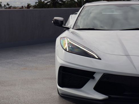 Used 2022 Chevrolet Corvette 3LT w/ Z51 Performance Package image 12