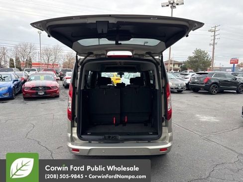 Used 2015 Ford Transit Connect XLT image 31