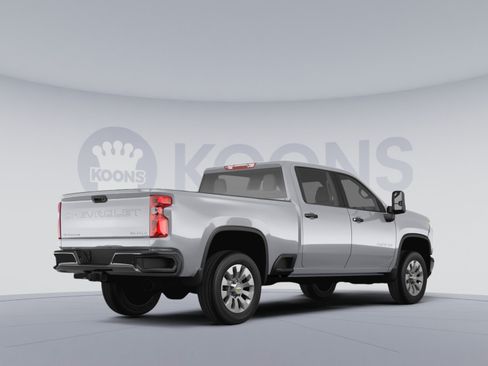 Used 2026 Chevrolet Silverado 2500 Custom AWD/4WD image 4