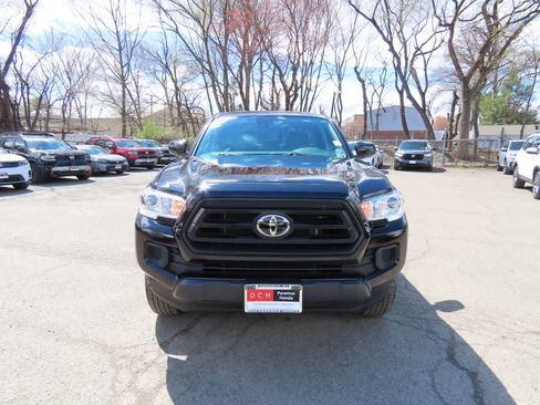 Used 2023 Toyota Tacoma SR AWD/4WD image 6