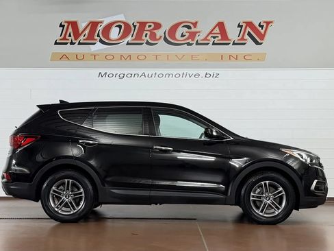 Used 2017 Hyundai Santa Fe Sport AWD/4WD image 2