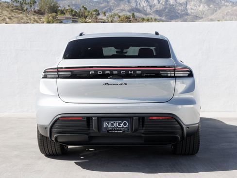New 2026 Porsche Macan 4S Electric image 6