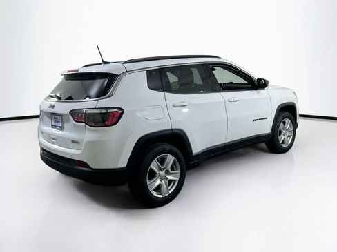 Used 2022 Jeep Compass Latitude w/ Convenience Group AWD/4WD image 5