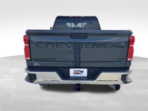 New 2026 Chevrolet Silverado 2500 LTZ w/ LTZ Premium Package AWD/4WD image 4