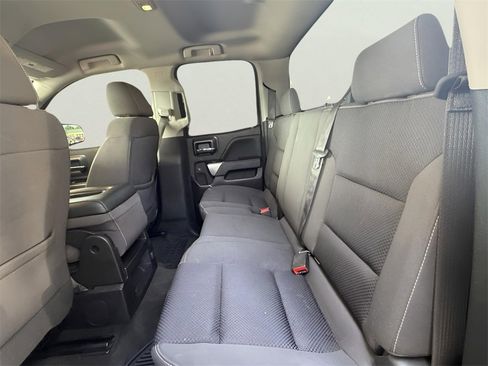 Used 2018 Chevrolet Silverado 1500 LT image 30