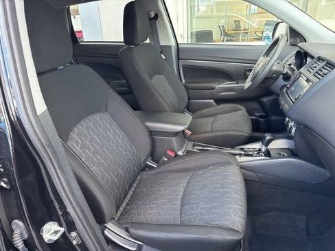 Used 2024 Mitsubishi Outlander Sport SE image 7