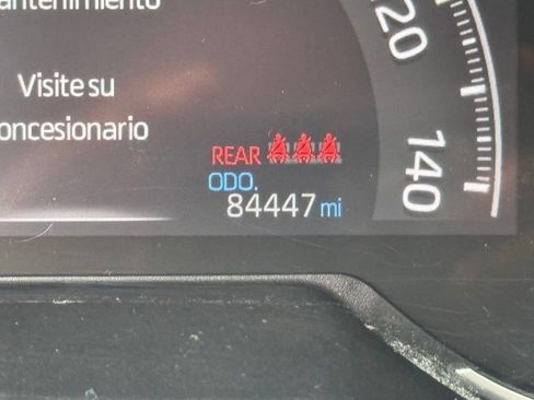 Used 2023 Toyota RAV4 LE AWD/4WD image 3