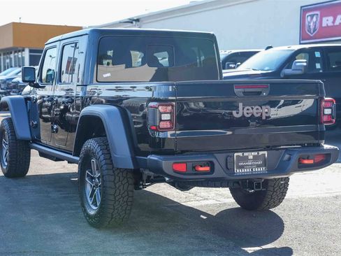 New 2026 Jeep Gladiator Mojave image 6