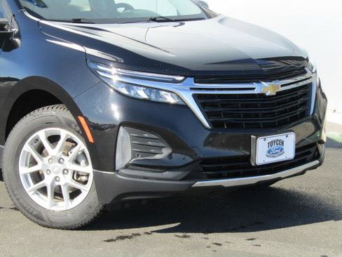 Used 2023 Chevrolet Equinox LT image 4