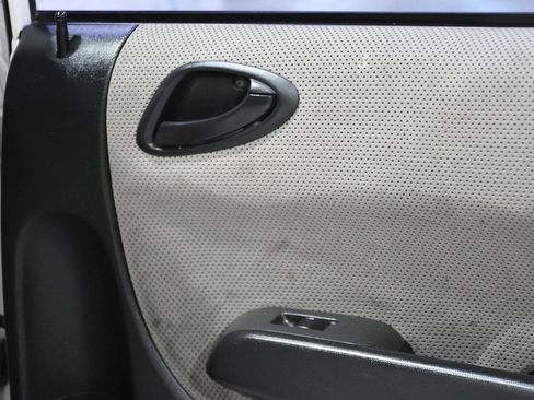 Used 2007 Honda Fit Sport image 35