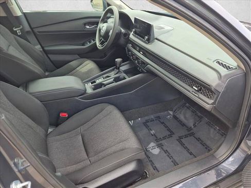 Used 2023 Honda Accord EX image 21