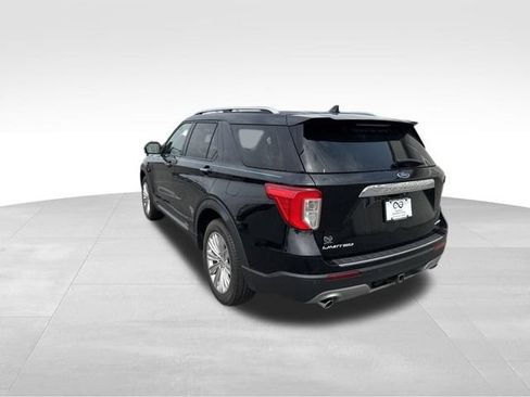 Used 2022 Ford Explorer Limited w/ Equipment Group 301A AWD/4WD image 6