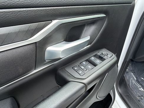 Used 2025 RAM 1500 Big Horn AWD/4WD image 15