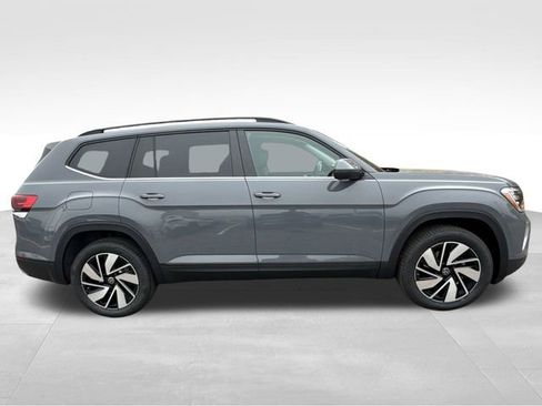 New 2026 Volkswagen Atlas SE FWD image 6