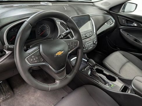 Used 2024 Chevrolet Malibu LT w/ Midnight Edition image 15