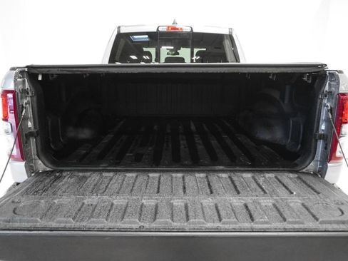 Used 2022 RAM 1500 Lone Star image 5