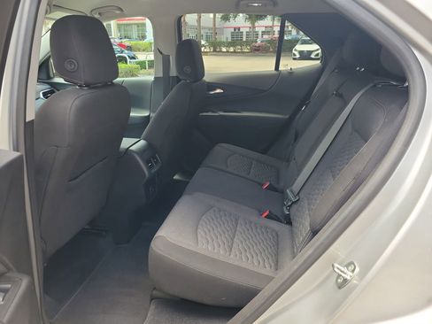 Used 2021 Chevrolet Equinox LT FWD image 10