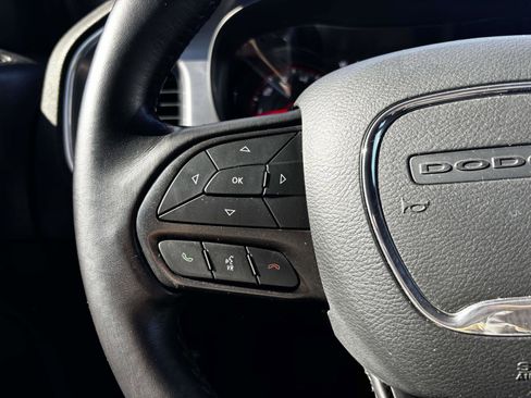 Used 2020 Dodge Charger SXT w/ Blacktop Package image 16