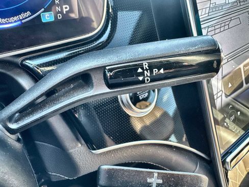 Used 2023 Mercedes-Benz EQE 500 4MATIC SUV w/ Pinnacle Trim Package image 22