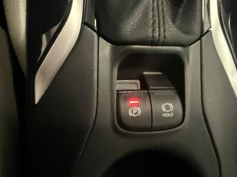 Certified 2023 Toyota Corolla Cross L AWD/4WD image 35