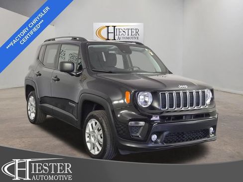 Used 2023 Jeep Renegade Latitude w/ Premium Group AWD/4WD image 1