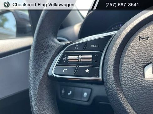 Used 2023 Kia Forte LXS w/ LXS Technology Package FWD image 31