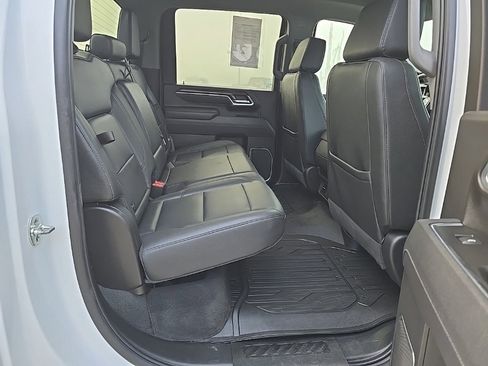 Used 2025 GMC Sierra 3500 SLT w/ X31 Off-Road Package image 29