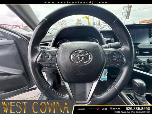 Used 2024 Toyota Camry SE FWD image 23
