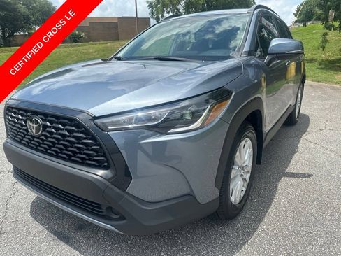 Certified 2023 Toyota Corolla Cross LE FWD image 3
