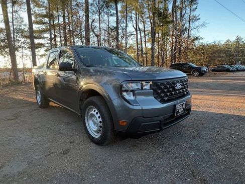 New 2025 Ford Maverick XL w/ Equipment Group 101A image 8