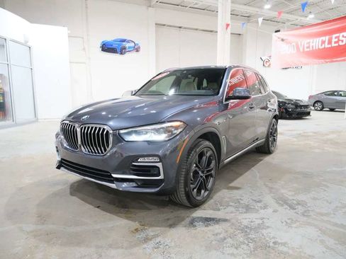 Used 2019 BMW X5 xDrive40i w/ Convenience Package AWD/4WD image 4