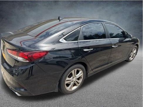 Used 2019 Hyundai Sonata SEL w/ Winter Weather Package FWD image 6