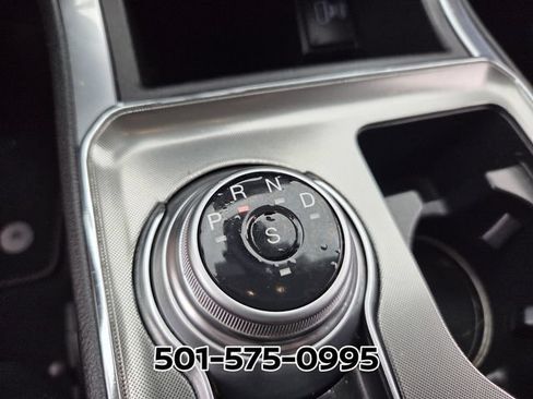 Used 2022 Ford Edge Titanium AWD/4WD image 23