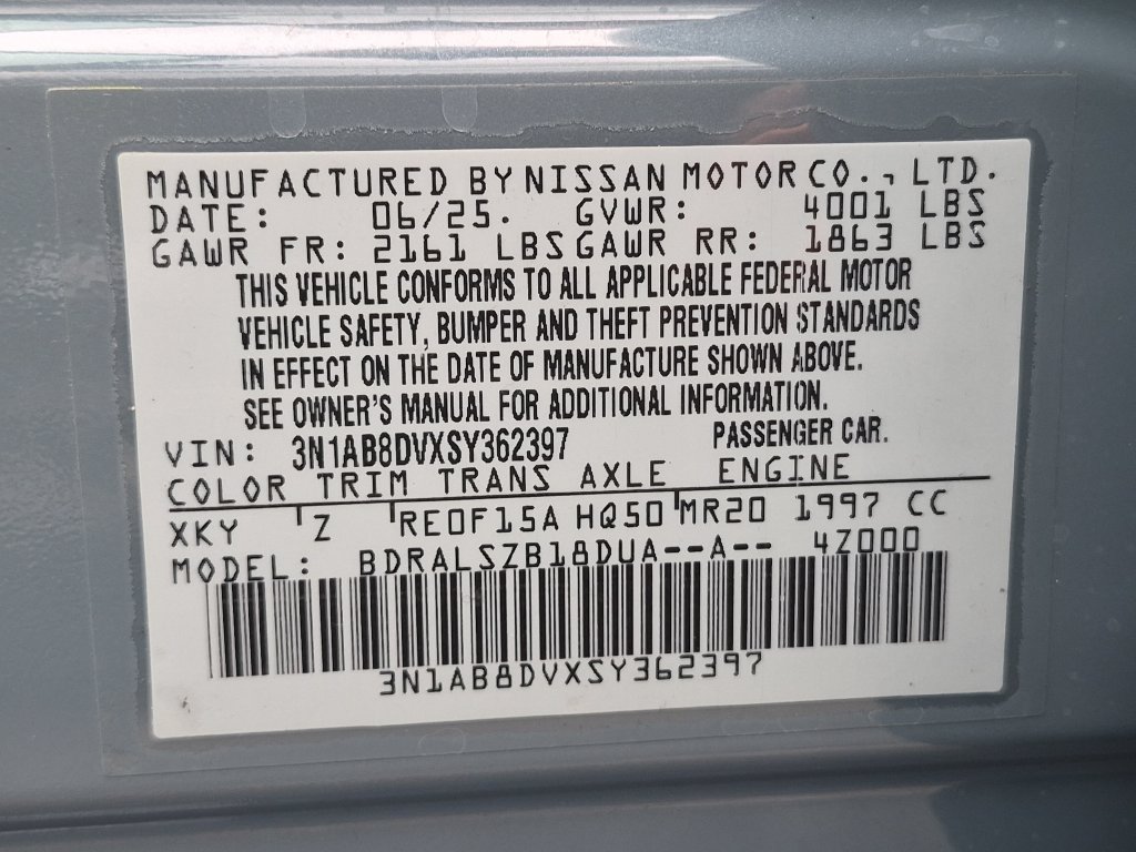 Certified 2025 Nissan Sentra SR w/ SR Premium Package FWD image 35