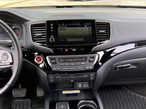 Used 2019 Honda Pilot Elite image 6