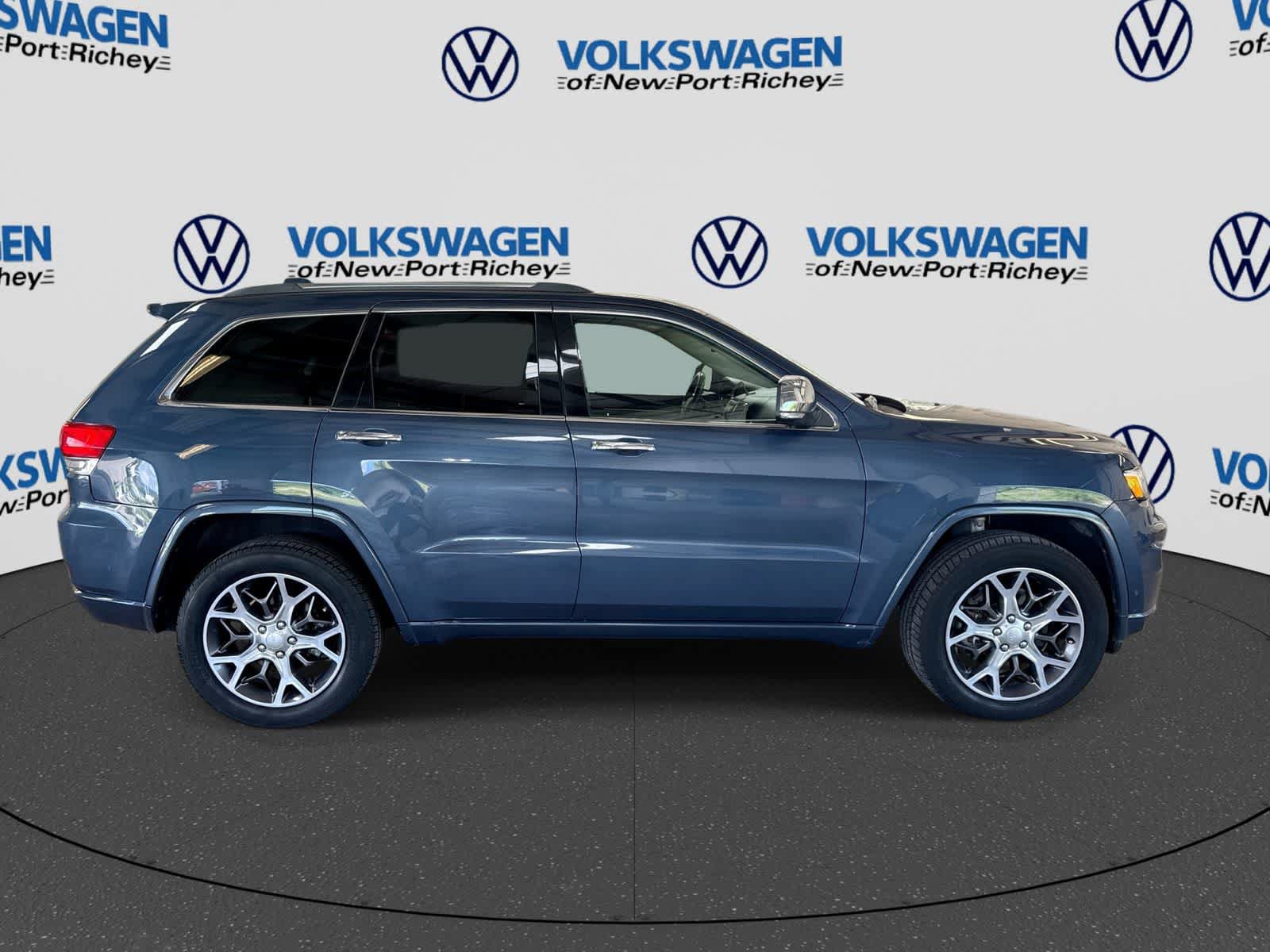 Used 2019 Jeep Grand Cherokee Overland AWD/4WD image 15