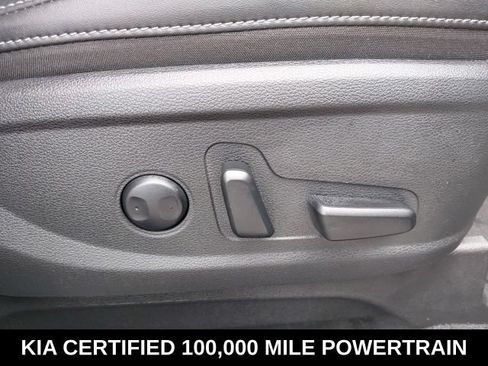 Certified 2024 Kia Telluride SX Prestige w/ Towing Package AWD/4WD image 32