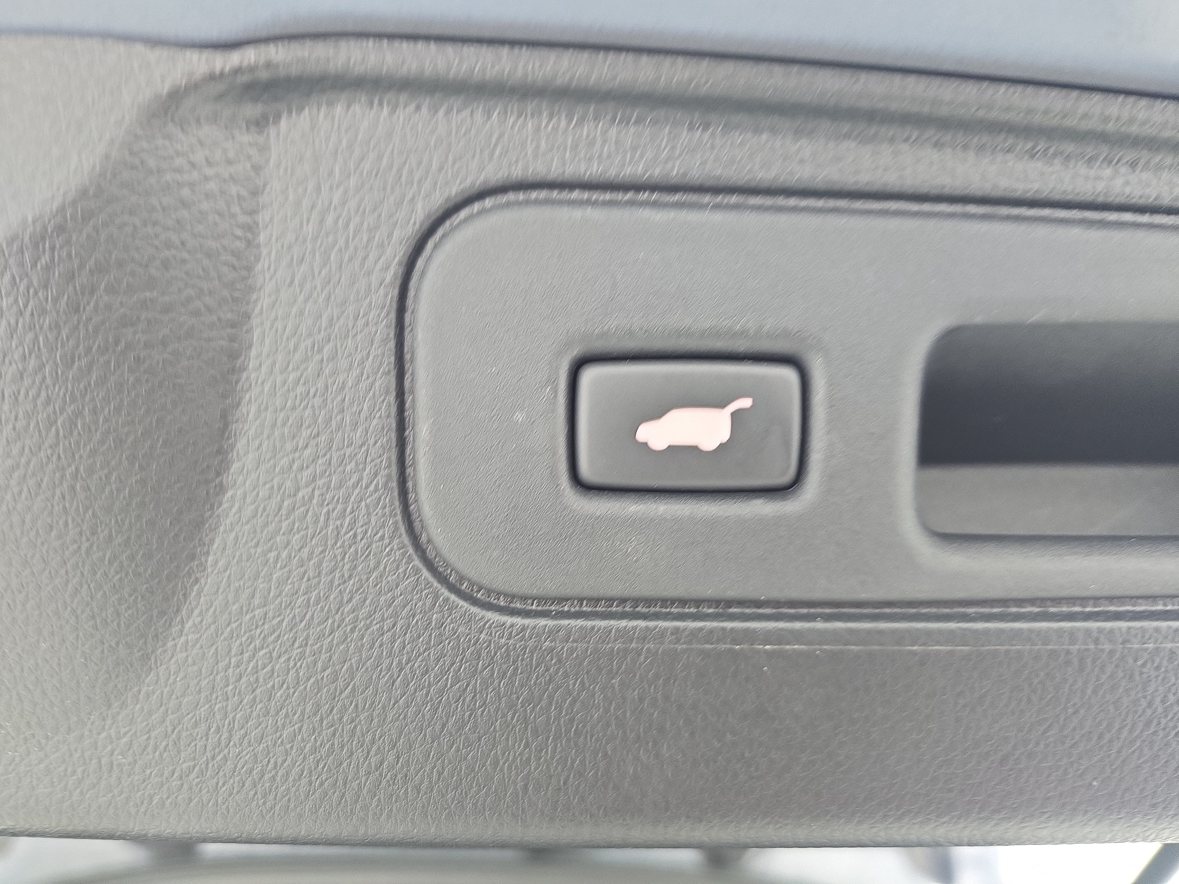 Used 2025 Honda Passport EX-L image 13
